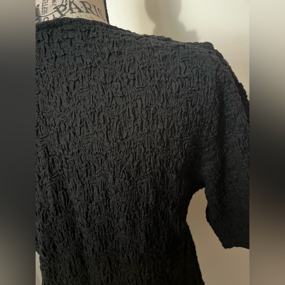Eileen Fisher NWT Black Bubble Jacquard Crew Neck Top Medium - Picture 5 of 8